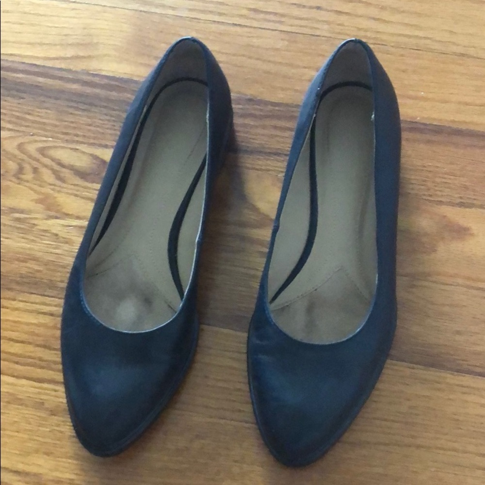 Naturalizer black flat